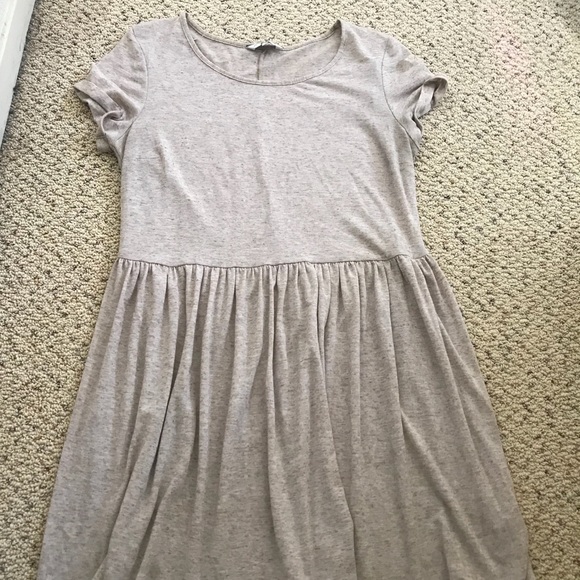 3 Dresses - Picture 3 of 6